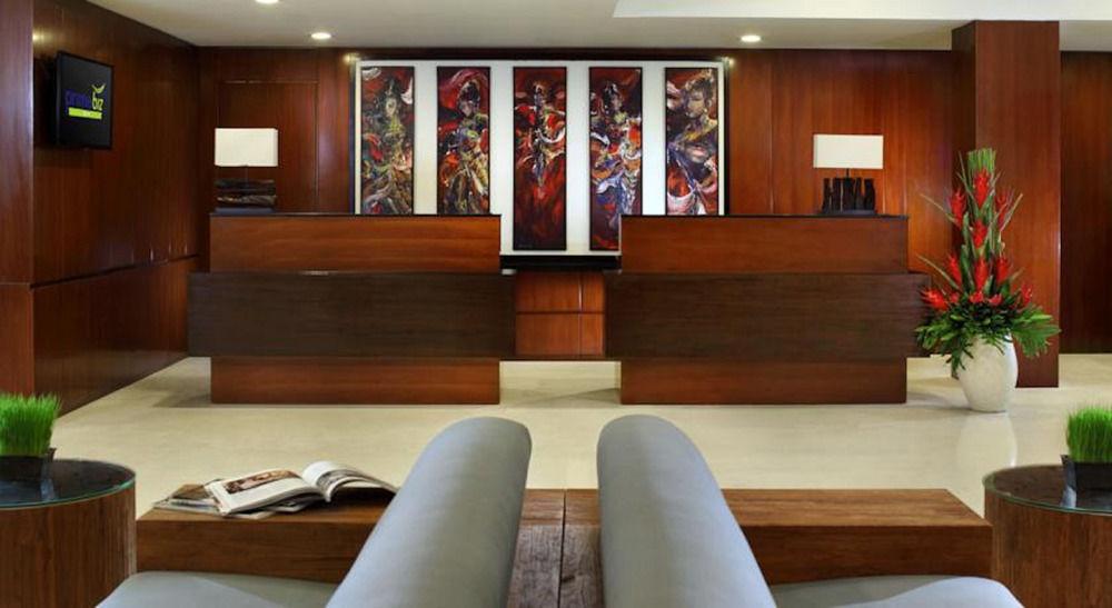קוטה לומבוק Primebiz Hotel Kuta מראה חיצוני תמונה