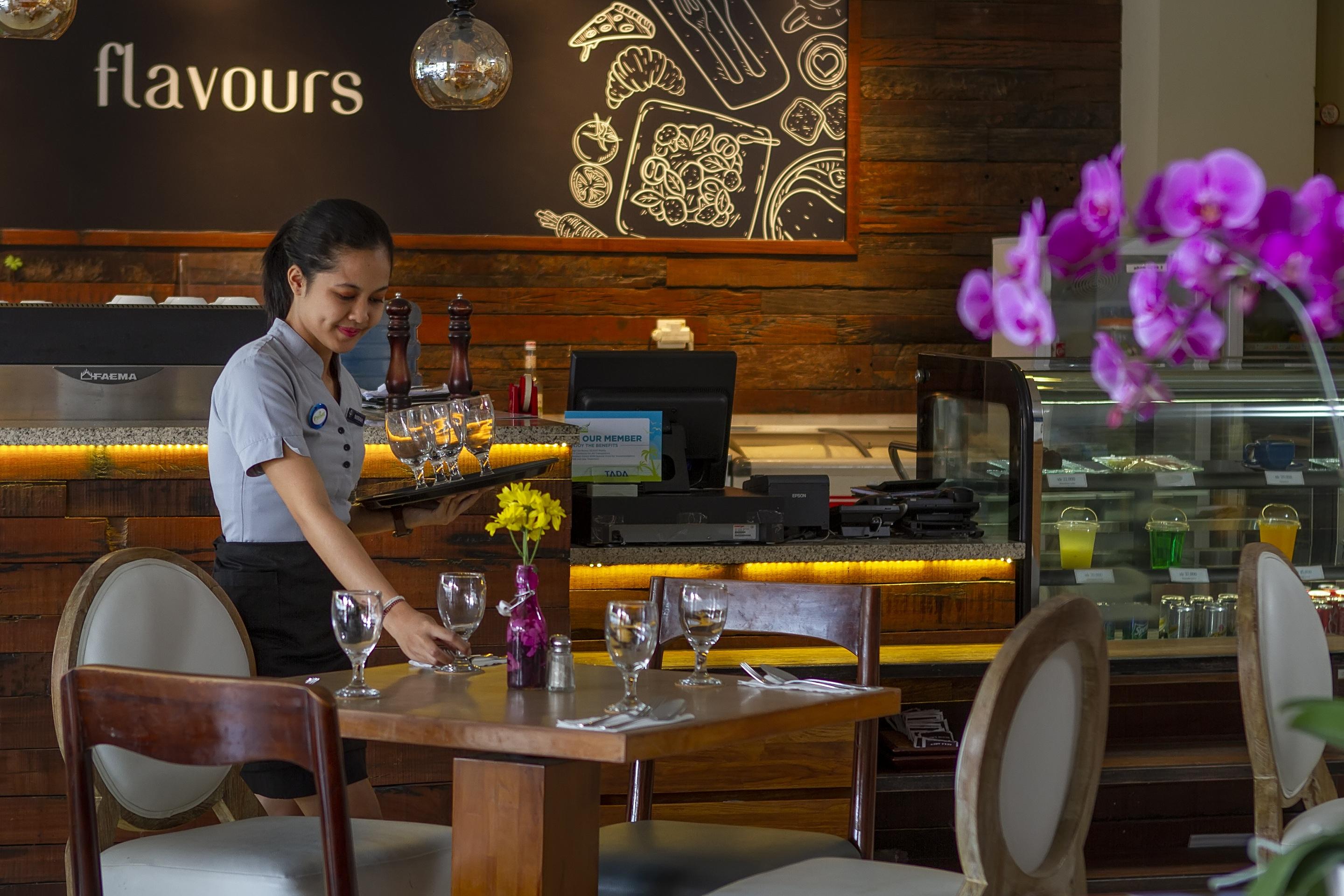 קוטה לומבוק Primebiz Hotel Kuta מראה חיצוני תמונה